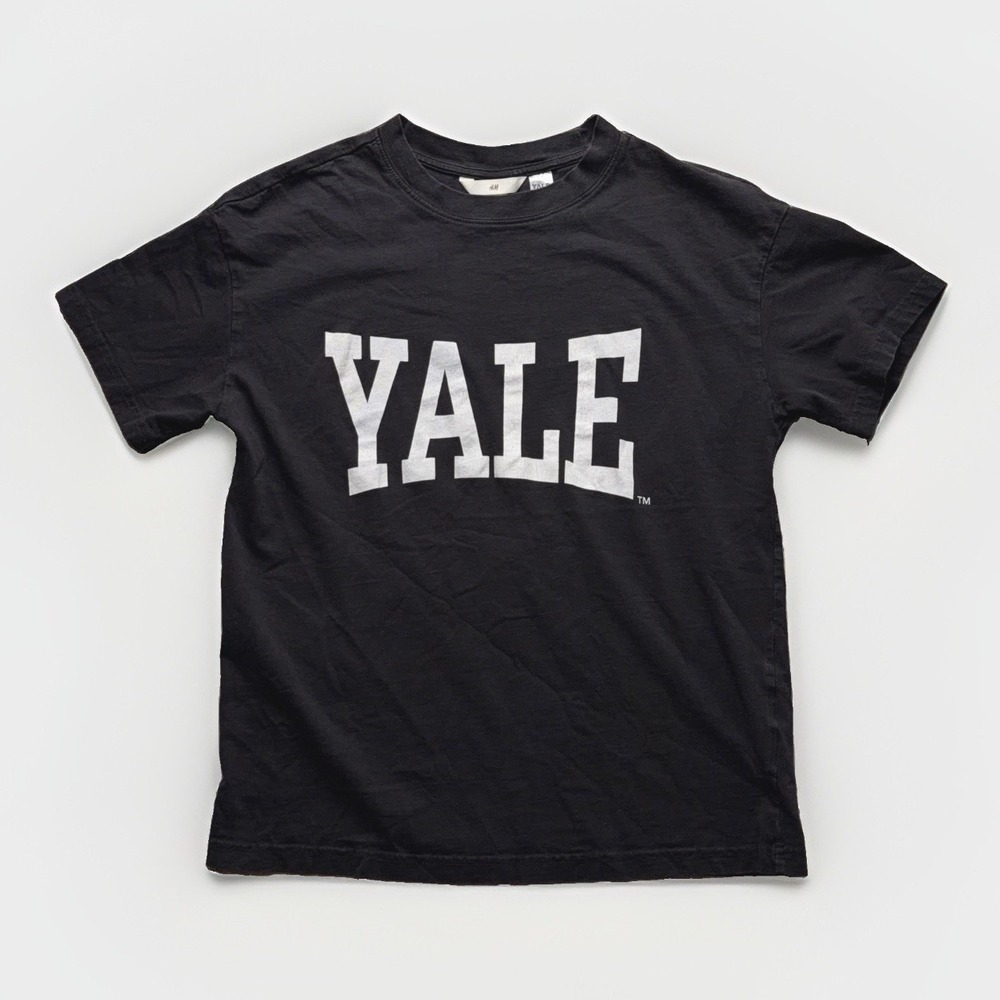Yale University T Shirt Women's XS Black H&M Boxy Collegiate Ivy League Tee